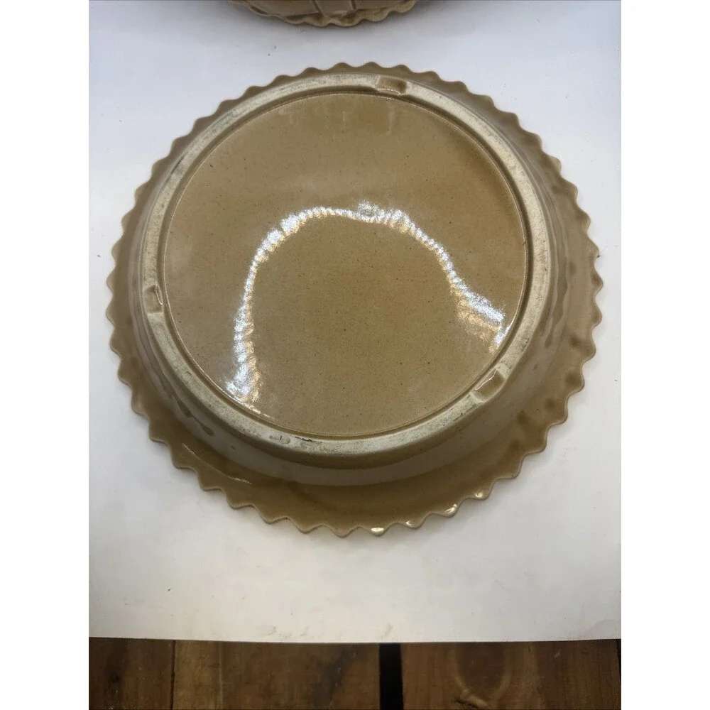 Ceramic Round Pie Dish with Lattice Lid and Apple Pie Recipe , Two-Piece Set